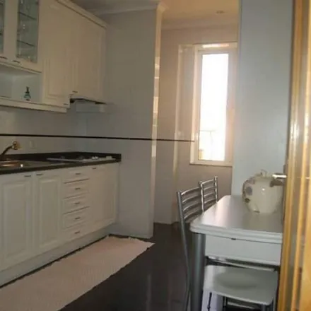 Rent this 2 bed apartment on Avenida de Gago Coutinho 1223 in 4405-674 Vila Nova de Gaia, Portugal