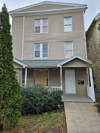 Rent this 4 bed house on 23 Wall Street in Waterbury, CT 06702