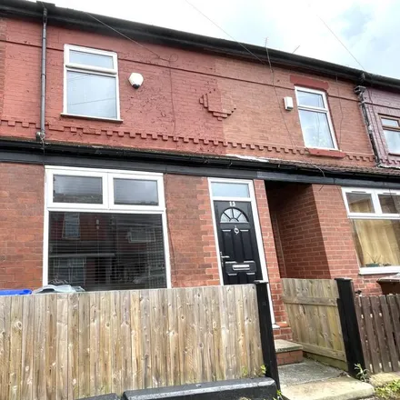 Rent this 2 bed townhouse on 11 Kingsmill Avenue in Manchester, M19 2UE