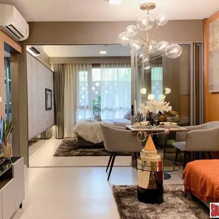 Buy this 1 bed apartment on Siri Residence in Soi Sukhumvit 24, Khlong Toei District