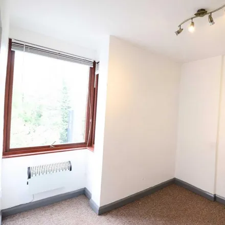 Image 7 - Buckingham Place, West Wycombe Road, High Wycombe, HP13 5HW, United Kingdom - Apartment for rent