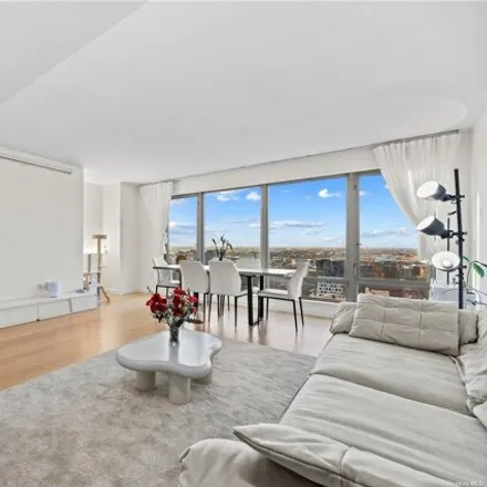 Image 6 - Flushing Commons South, 138-35 39th Avenue, New York, NY 11354, USA - Condo for sale