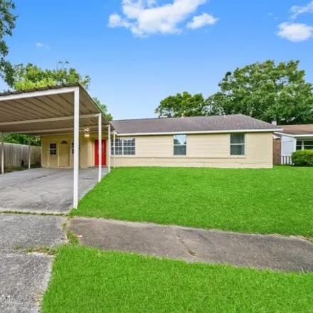 Rent this 3 bed house on 5316 Louise St in Baytown, Texas