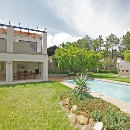 Image 1 - Portman Road, Bryanston, Sandton, 2152, South Africa - Apartment for rent