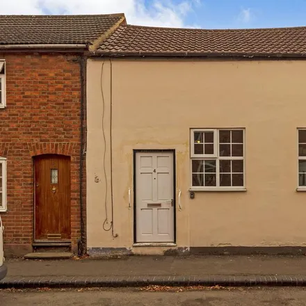Rent this 2 bed house on Priory Street in Newport Pagnell, MK16 9BP