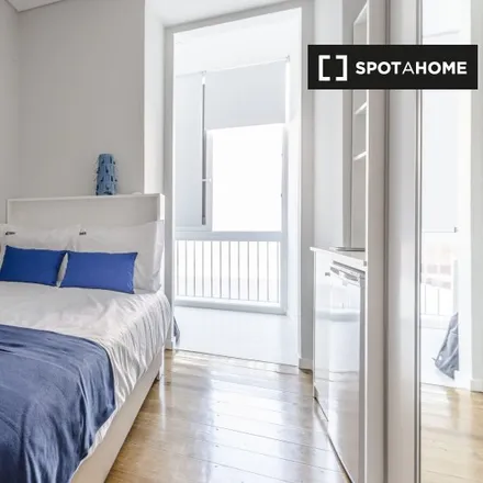 Rent this studio apartment on Avenida Luís Bívar 75 in 1050-228 Lisbon, Portugal