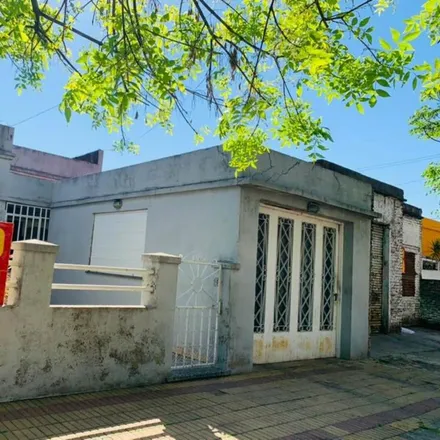 Buy this studio house on 630 - Escultor Santiago Parodi 5401 in Villa Alianza, 1678 Caseros