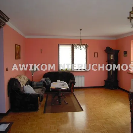 Buy this studio house on Rondo Solidarności in 96-100 Skierniewice, Poland