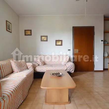 Rent this 4 bed apartment on Via Guido Rossa in 20089 Rozzano MI, Italy