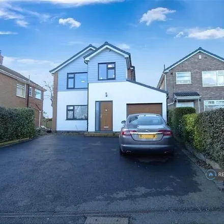 Rent this 4 bed house on 14 Cheriton Drive in Ravenshead, NG15 9DG