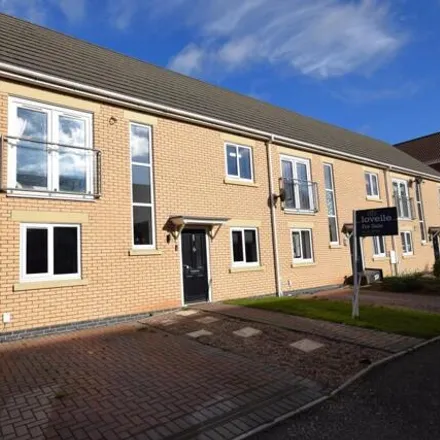 Buy this 3 bed townhouse on Braceby Road in Winthorpe, PE25 2BL