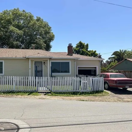 Buy this 4 bed house on 859 Calhoun Street in Sorenson, Hayward