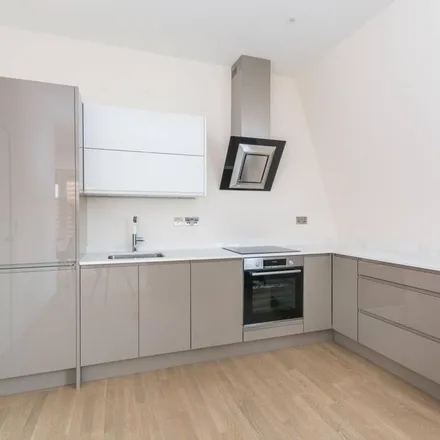 Image 2 - St Mary's Road, London, N8 7GB, United Kingdom - Apartment for rent