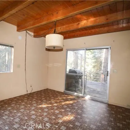 Image 7 - 31552 Cedarwood Drive, Running Springs, CA 92382, USA - House for sale
