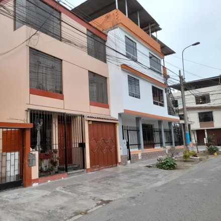 Buy this 7 bed house on Nicolás de Pierola Avenue 103 in Lima, Lima Metropolitan Area 15001