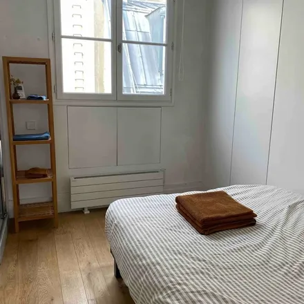 Image 7 - 4 Rue du Delta, 75009 Paris, France - Apartment for rent