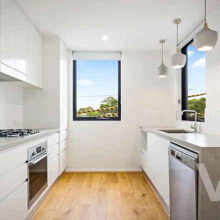 Image 7 - Hamilton, Platform 2, Ivy Street, Islington NSW 2296, Australia - Apartment for rent