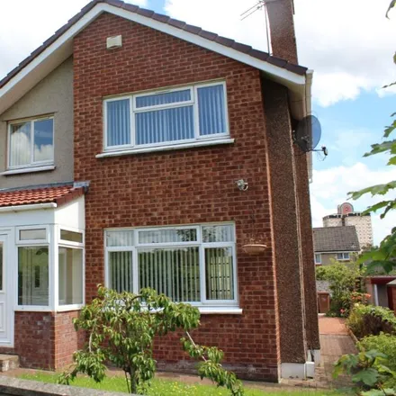 Rent this 3 bed house on Annan Glade in Motherwell, ML1 2BT