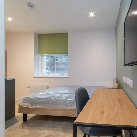 Image 5 - 16 Munden Street, London, W14 0RH, United Kingdom - Apartment for rent