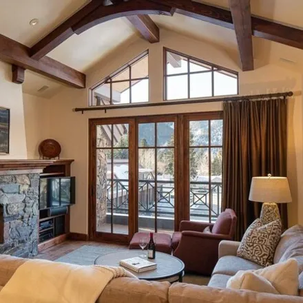 Image 2 - 680 East Sun Valley Road, Ketchum, ID 83340, USA - Condo for sale