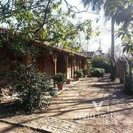 Buy this 5 bed house on Leonardo Rosales 467 in Adrogué, Argentina