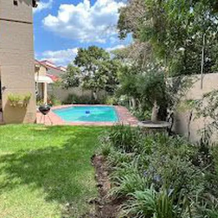 Image 2 - Dove Drive, Douglasdale, Randburg, 2155, South Africa - Apartment for rent