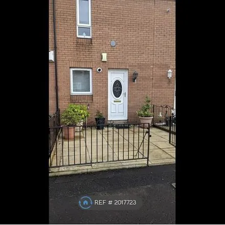 Rent this 2 bed townhouse on 5 Forbes Drive in Glasgow, G40 2LE