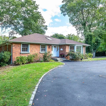 Buy this 4 bed house on 114 Tara Drive in Village of Roslyn Harbor, North Hempstead