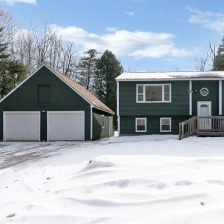 Image 1 - 160 Cape Road, Standish, ME 04084, USA - House for sale