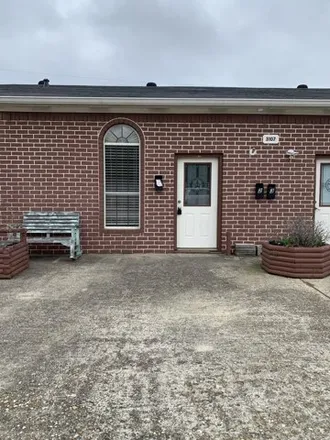 Rent this 1 bed house on 3171 Spurlock Road in Nederland, TX 77627