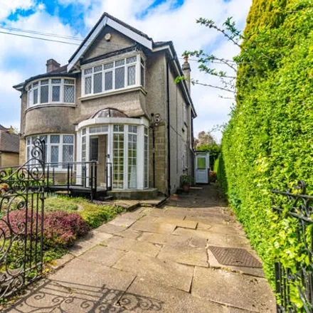 Buy this 4 bed house on Southfield Drive in Leeds, LS17 6RP
