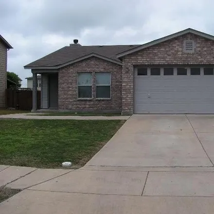 Rent this 3 bed house on 642 Northhill Cir in New Braunfels, Texas