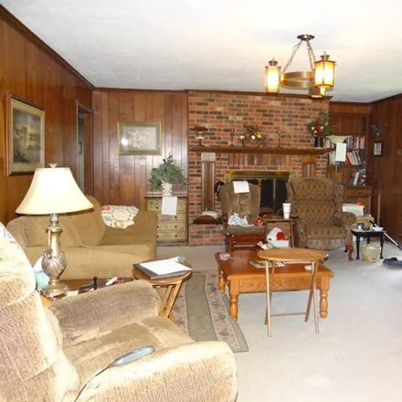 Image 3 - 1481 Sand Hill Road, Sandhill, Weakley County, TN 38229, USA - House for sale