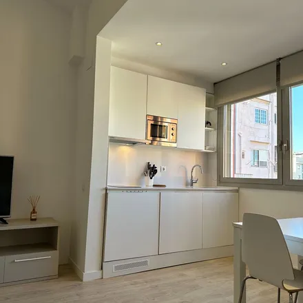 Rent this 1 bed apartment on Banco Español de Crédito (Banesto) in Plaça de Catalunya, 10