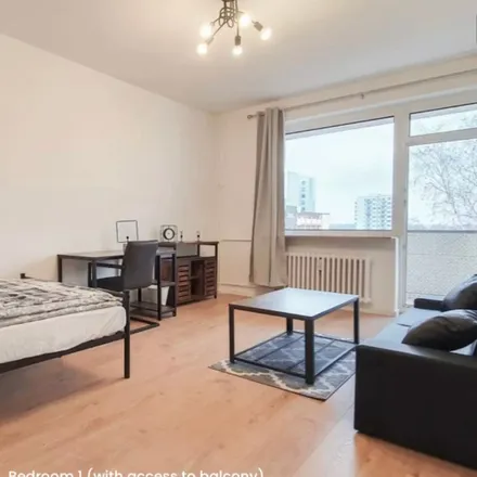 Image 2 - Otto-Wels-Ring 24, 12351 Berlin, Germany - Apartment for rent