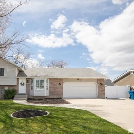 Buy this 5 bed house on 1229 North 150 West in American Fork, UT 84003