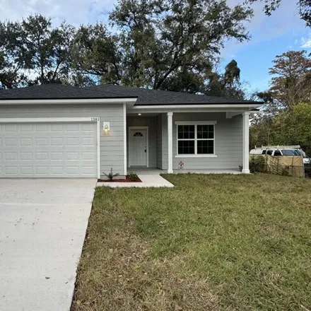 Buy this 4 bed house on 1392 Helena Street in Oakhurst, Jacksonville