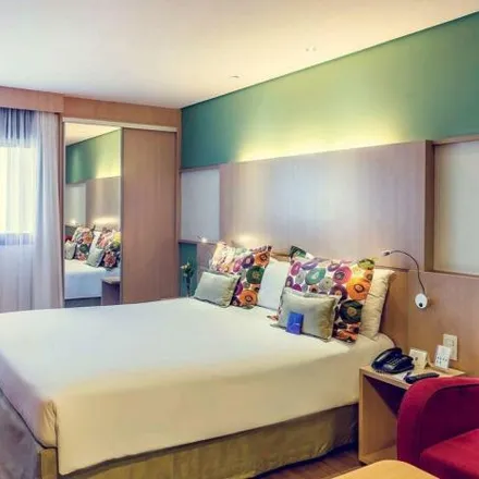 Buy this 1 bed apartment on Mercure São Paulo Nações Unidas Hotel in Avenida Cecília Lottenberg, Santo Amaro