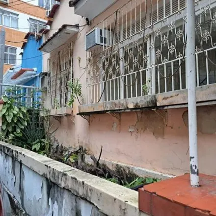 Buy this 3 bed house on Caminho do Canto do Rio in São Francisco, Niterói - RJ