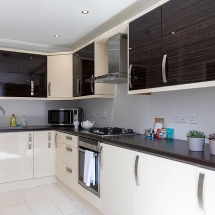 Rent this 4 bed townhouse on 3 Netherwood Street in London, NW6 2JX