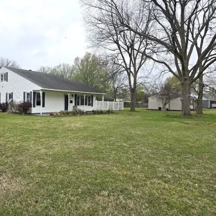 Image 3 - 740 West Cleveland Street, Malden, Dunklin County, MO 63863, USA - House for sale
