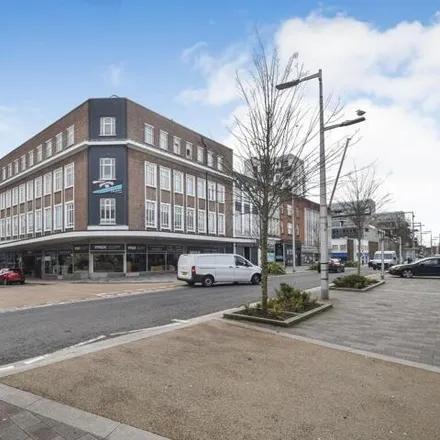 Image 1 - 61 The Kingsway, Swansea, SA1 5HN, United Kingdom - Apartment for sale