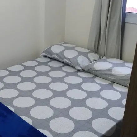 Rent this 2 bed apartment on Universidade Tecnológica Federal do Paraná | Campus Curitiba - Sede Centro in Avenida Sete de Setembro 3165, Rebouças