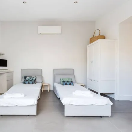 Image 2 - Montpellier, Hérault, France - Apartment for rent