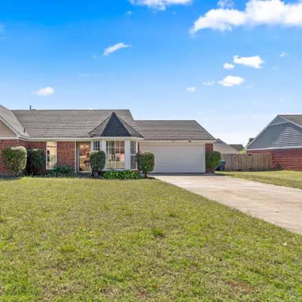 Buy this 3 bed house on 4219 Triple Crown Loop South in Southaven, MS 38671