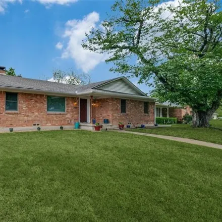 Buy this 4 bed house on 8316 Hunnicut Road in Dallas, TX 75228