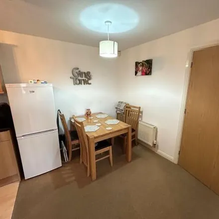 Image 4 - 78-80 Priestfields, Leigh, WN7 2RX, United Kingdom - Apartment for sale