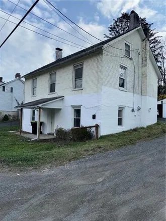 Buy this 4 bed house on 231 Daniels Road in Bushkill Township, PA 18064