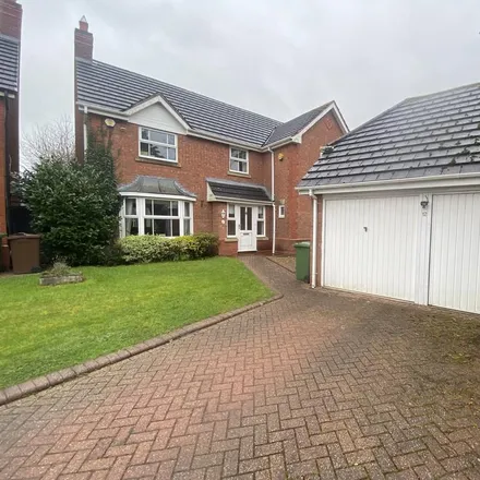 Rent this 4 bed house on Langtree Avenue in Blossomfield, B91 3YJ