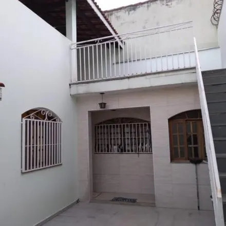 Buy this 2 bed house on Rua Fernão Dias Paes Leme in Paulicéia, São Bernardo do Campo - SP
